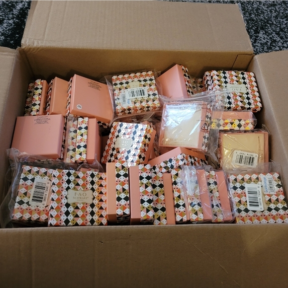 FAO Schwarz Silver Mother-Daughter Necklace Set - Picture 3 of 11